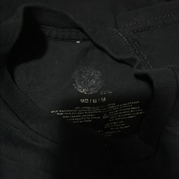 Canucks Navy T-Shirt Men’s Medium - Picture 2 of 2